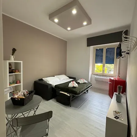 Nemesi לינה וארוחת בוקר