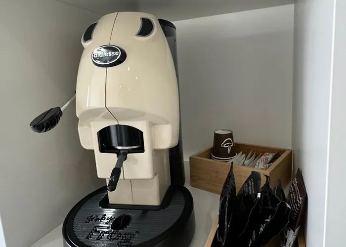 לינה וארוחת בוקר Nemesi פומפיי